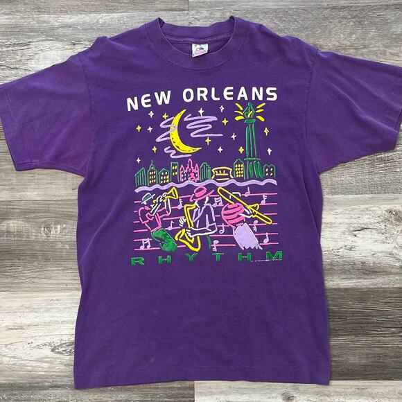 Vintage New Orleans Purple Mens Medium Pop Art Rhythm Fruit of The Loom T-Shirt - Picture 1 of 7